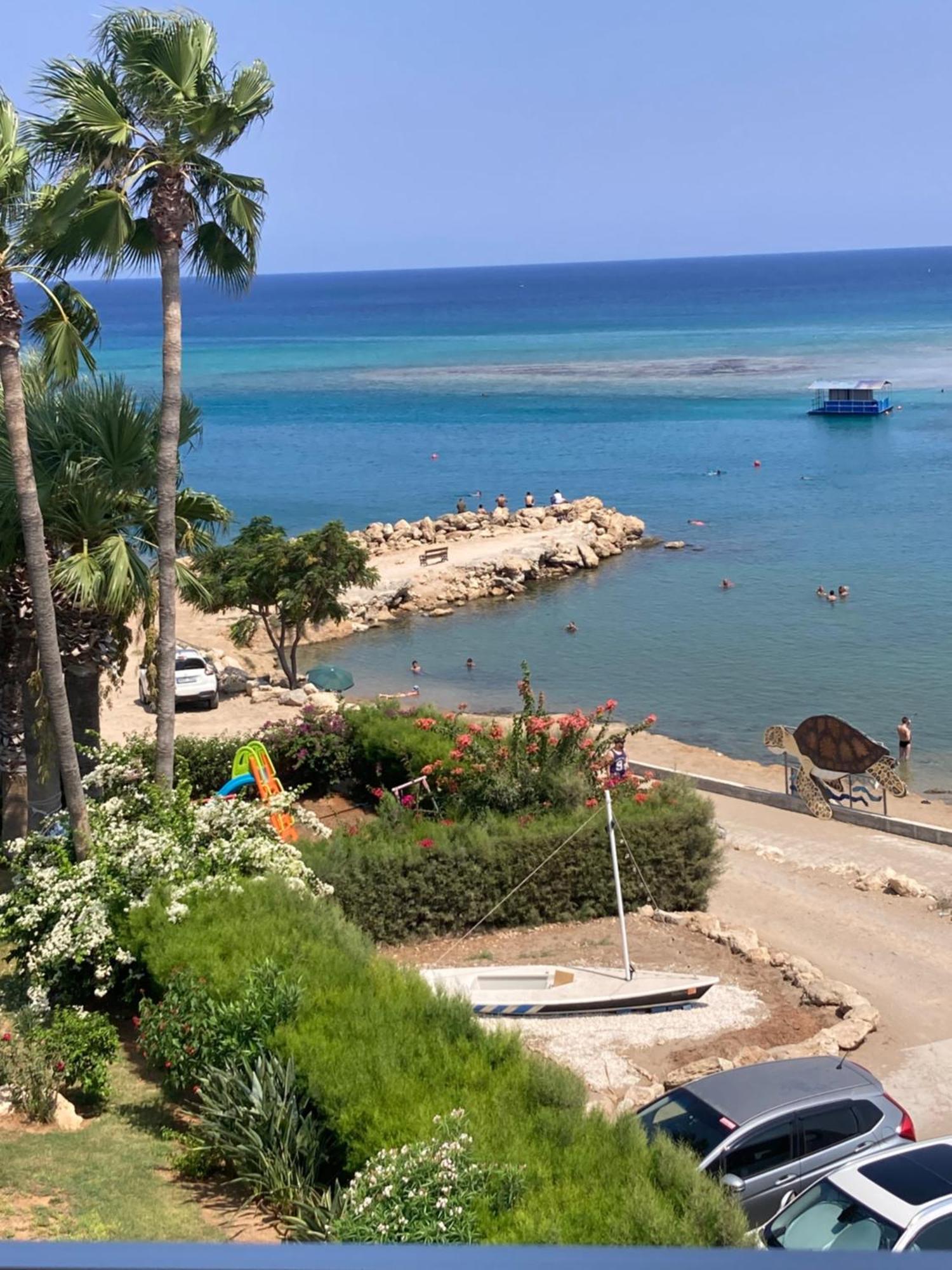 Trident Beach Apartment Protaras Bagian luar foto